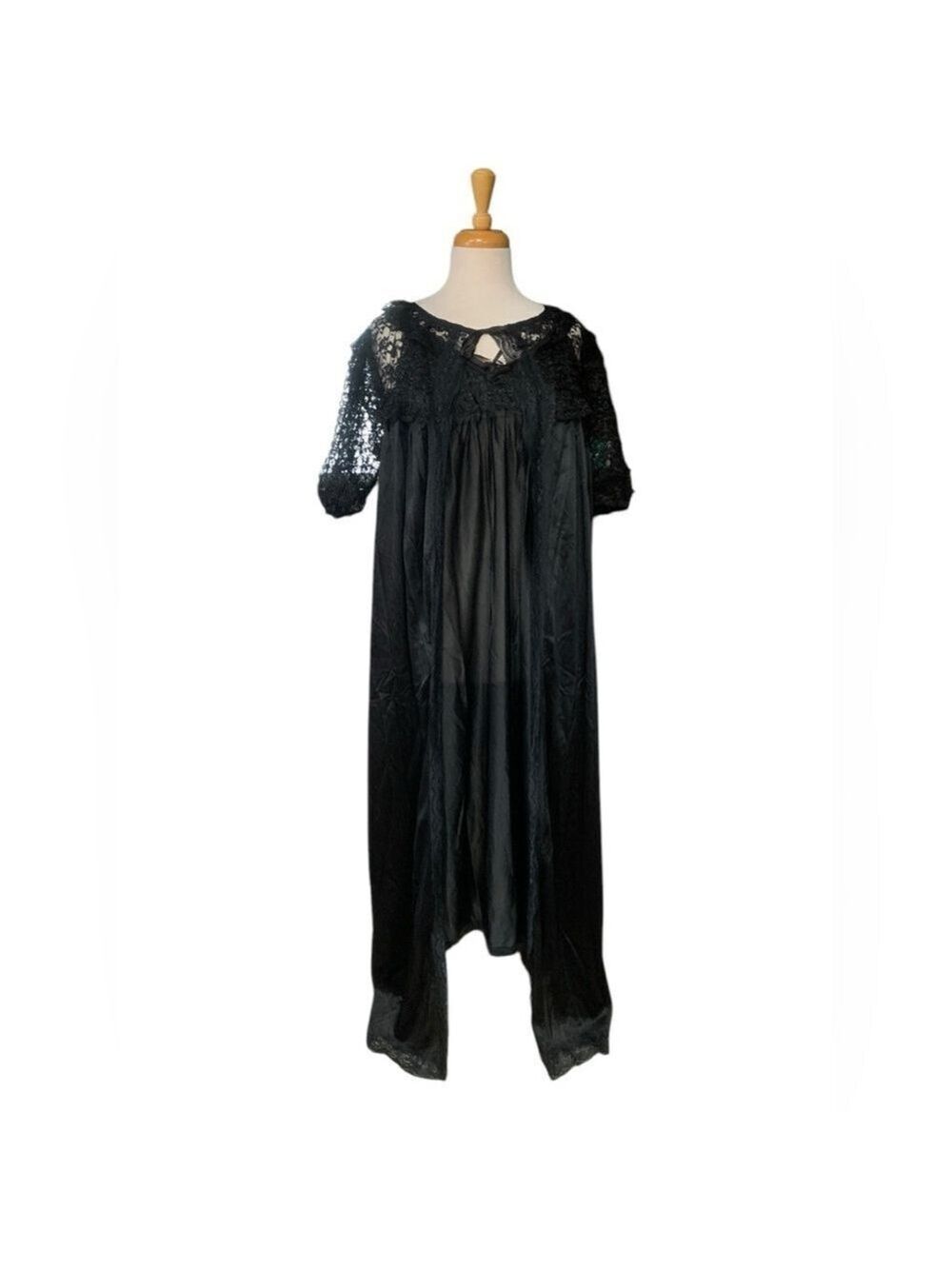 Vintage Black lace St Michael peignoir set size 40 B
